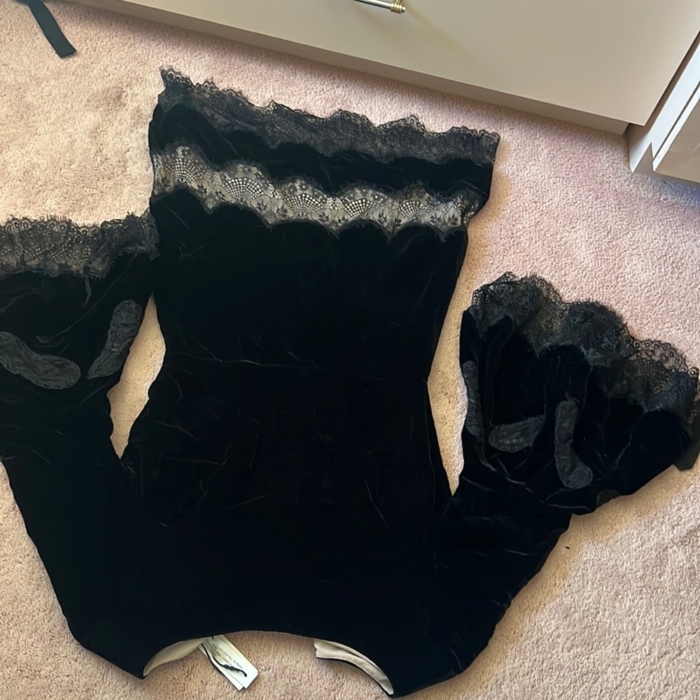 Alice and Olivia black dress - velvet